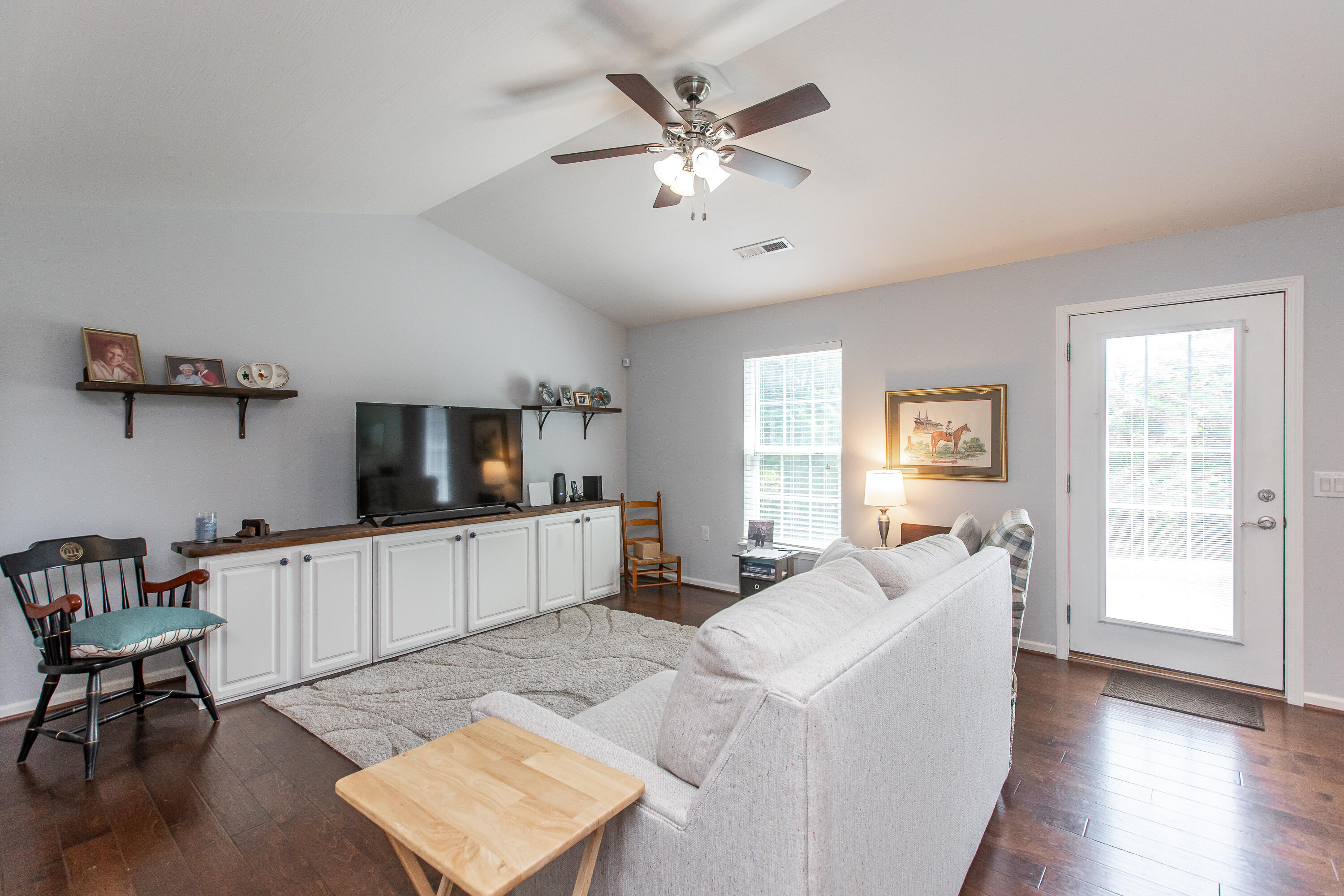 114 Max Cavnes Road Danville, KY 40422 - Photo 5 of 28 1-4