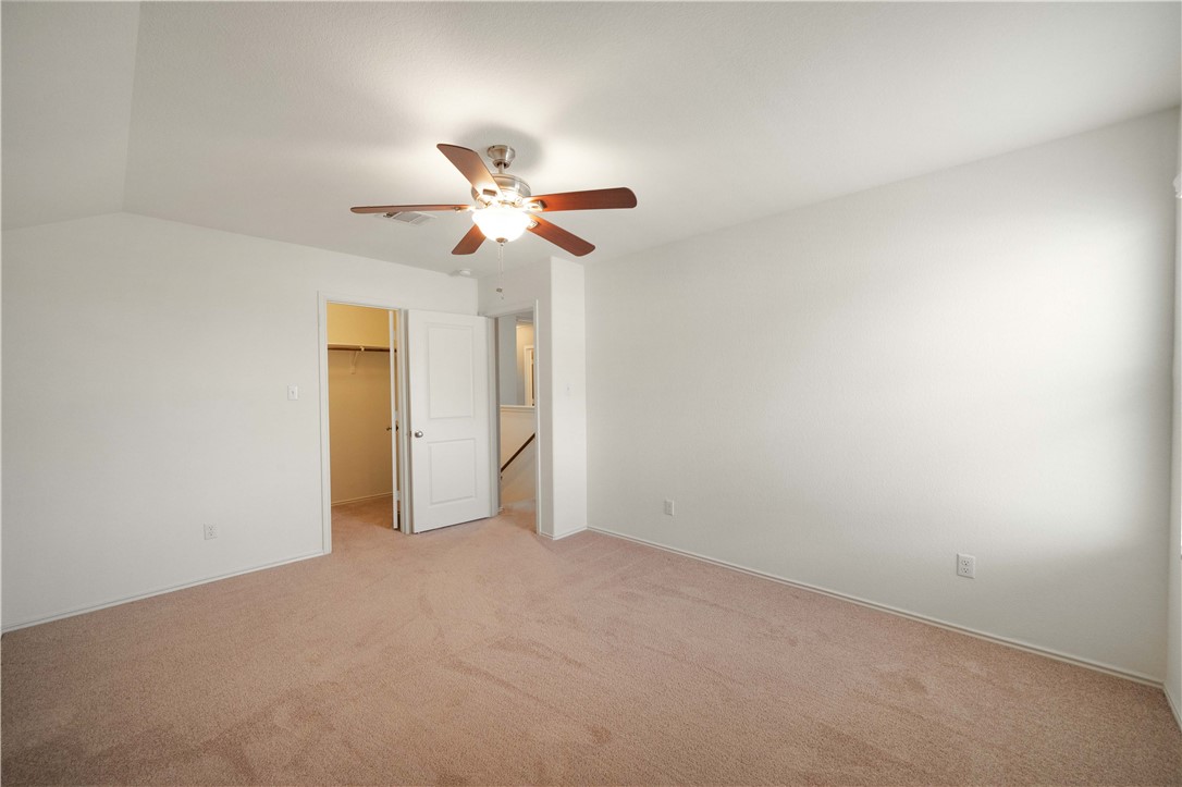 820 Kates Way Hutto, TX 78634 - Photo 24 of 33