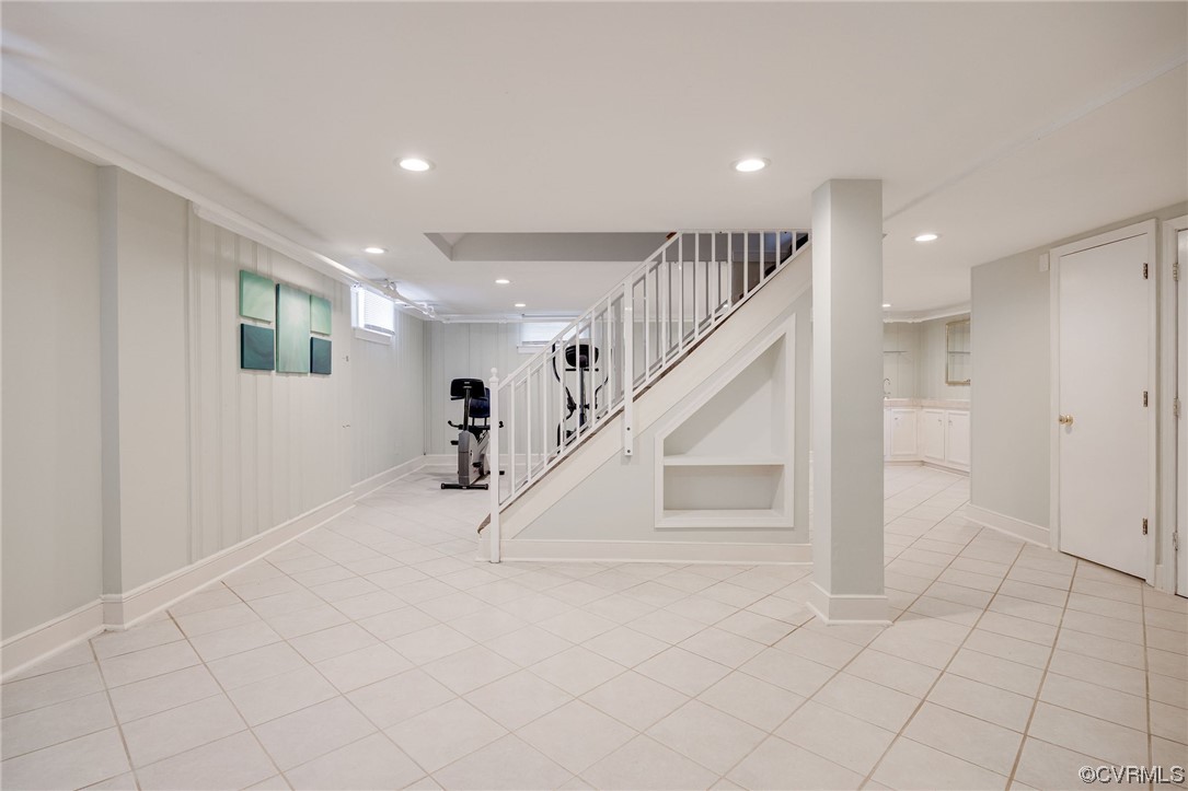 3917 Brook Road Richmond, VA 23227 - Photo 33 of 41 a view of entryway and hall with a window