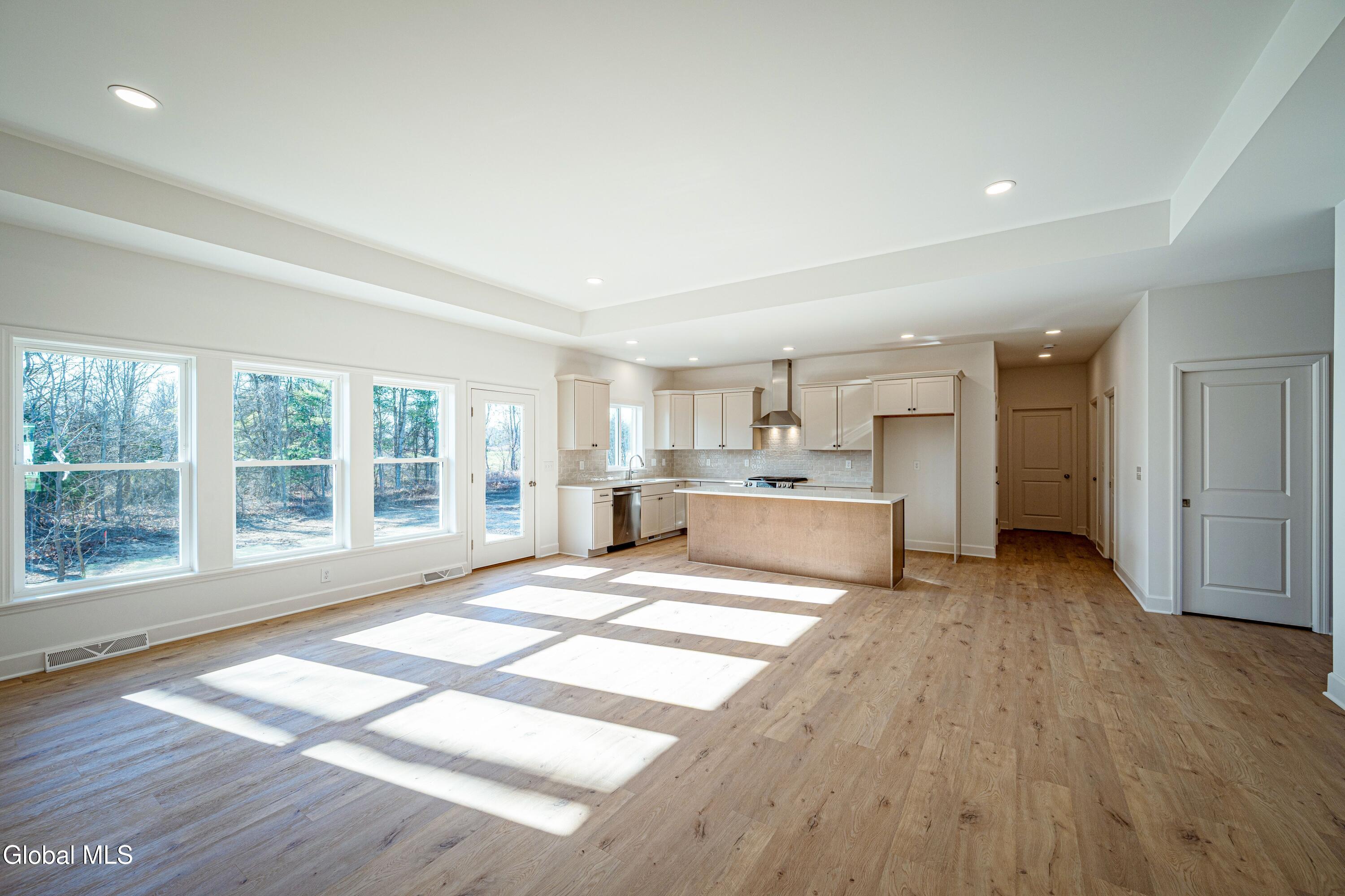 32 Heritage Way Bethlehem, NY 12158 - Photo 26 of 36 ABERDEEN FR KITCHEN
