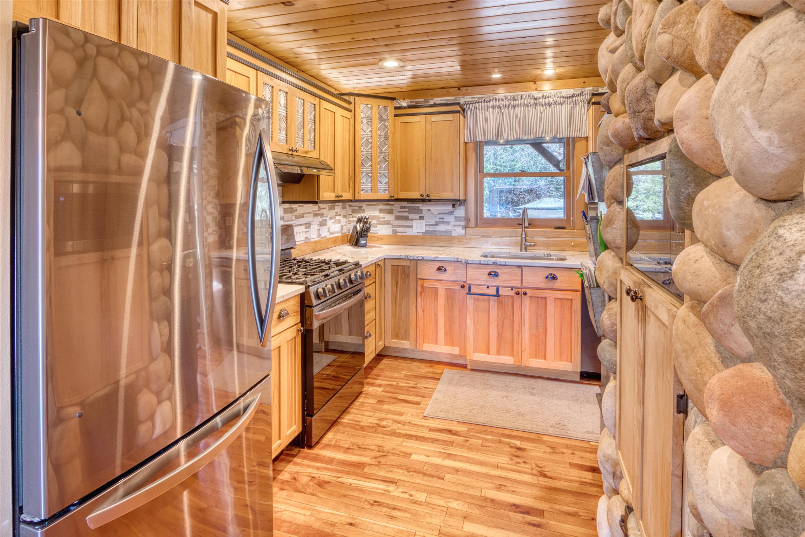 9629 North Dun Rovin Road Hayward, WI 54843 - Photo 27 of 39