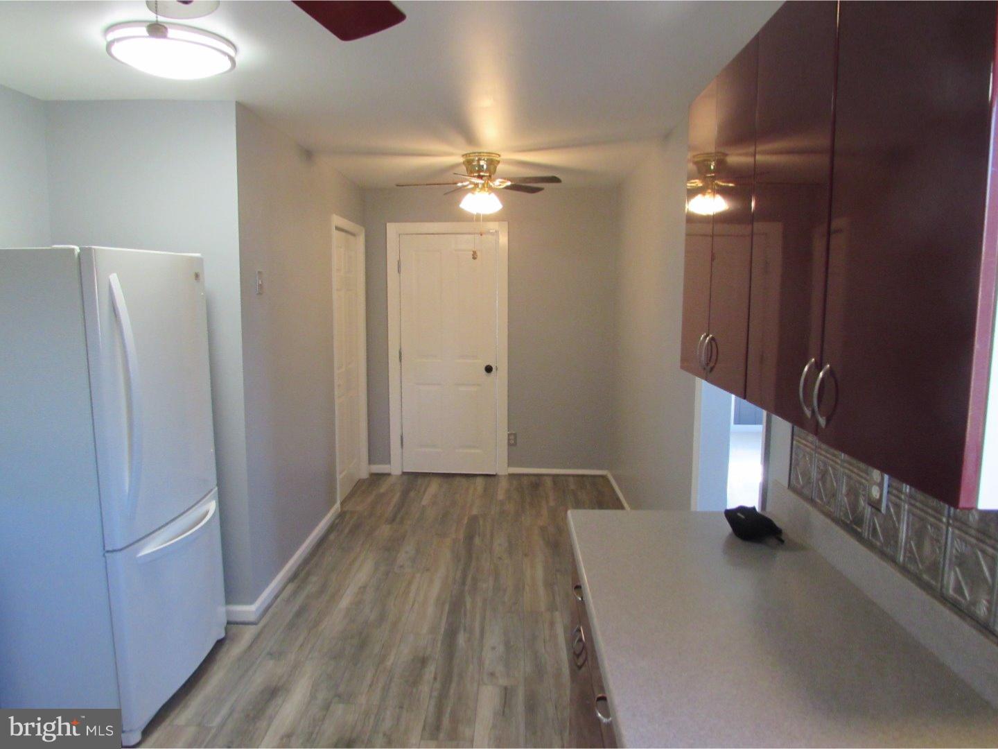 122 Flintlock Road Newark, DE 19713 - Photo 3 of 12