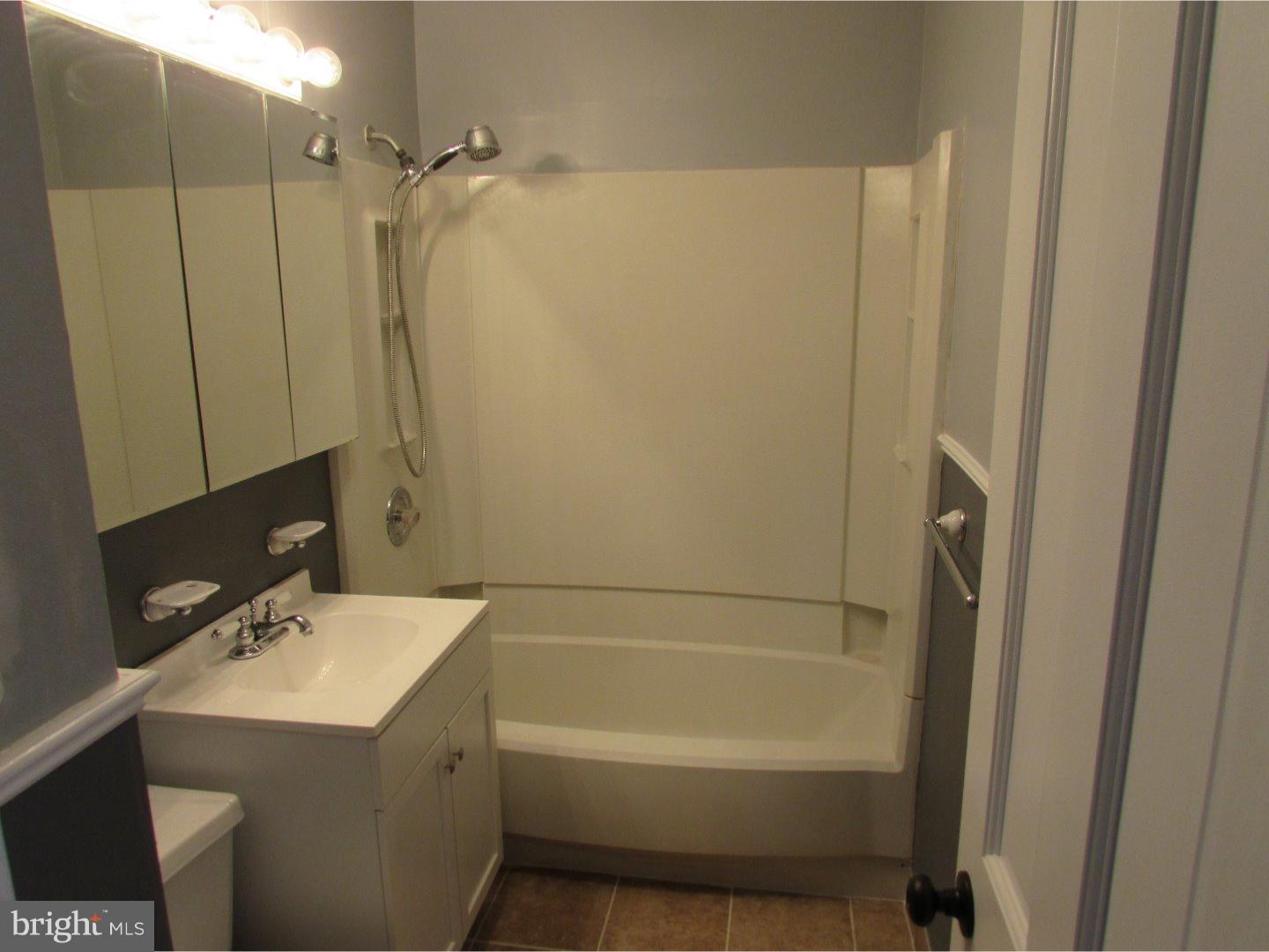 122 Flintlock Road Newark, DE 19713 - Photo 7 of 12