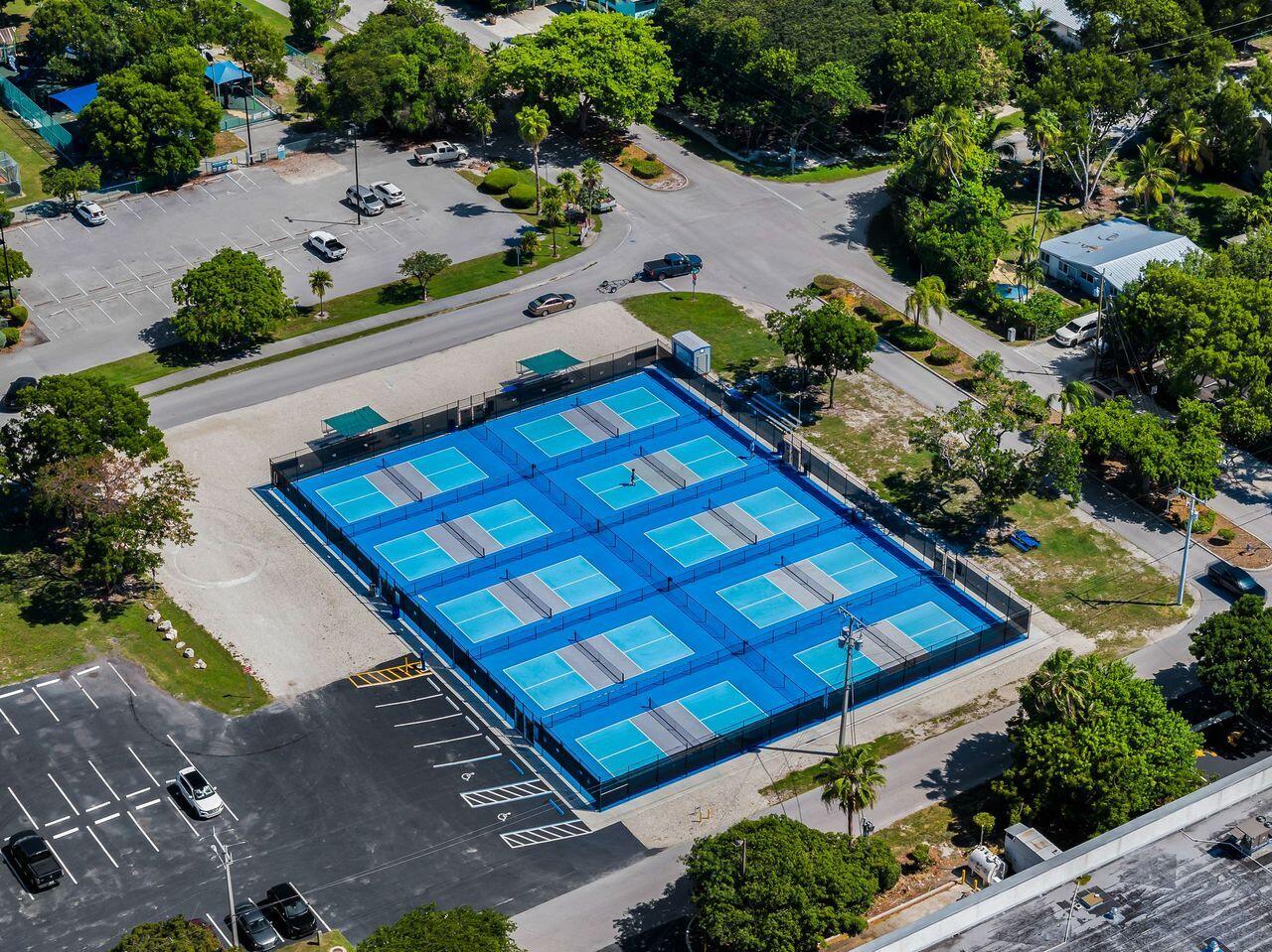 162 Marina Avenue Key Largo, FL 33037 - Photo 52 of 53 KL PB Courts