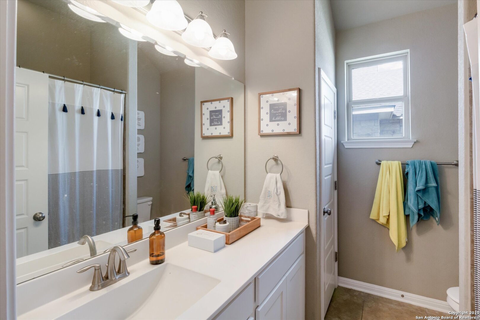9815 Catell Boerne, TX 78006 - Photo 13 of 18