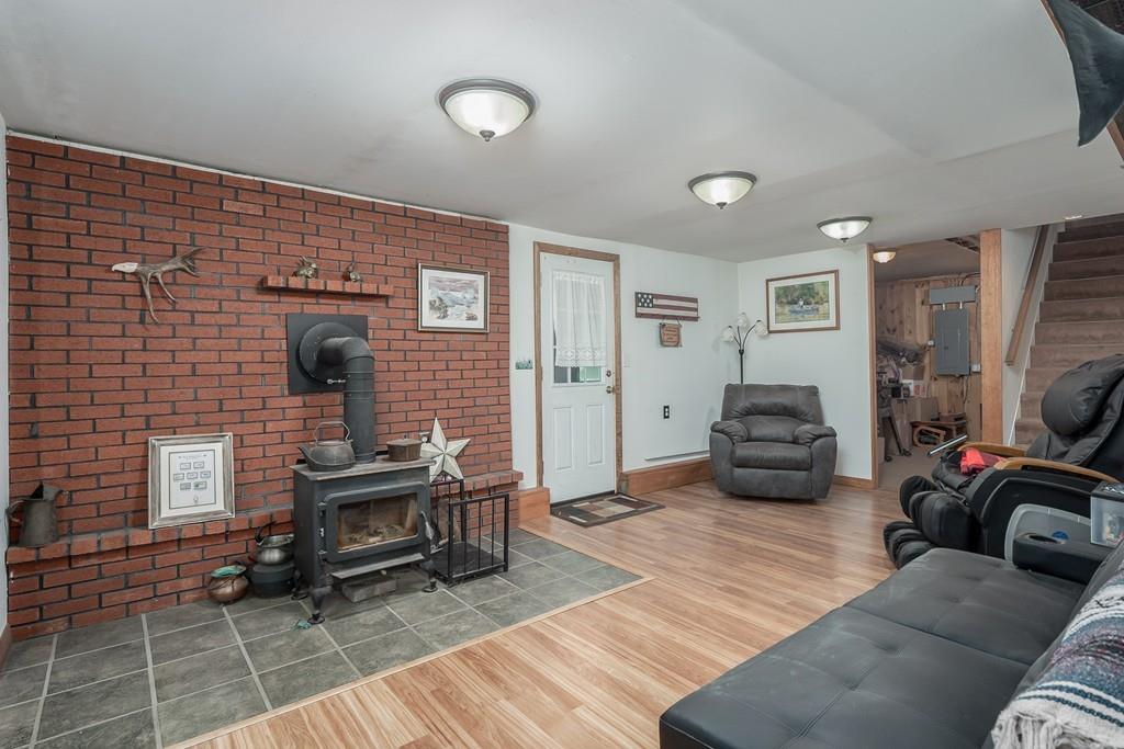 145 Brooks Village Road Templeton, MA 01468 - Photo 26 of 42