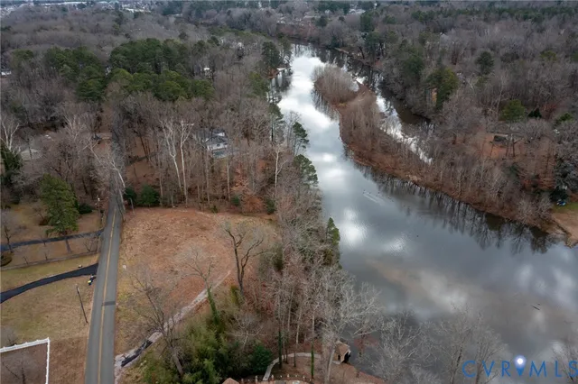 a view of a lake from a yard