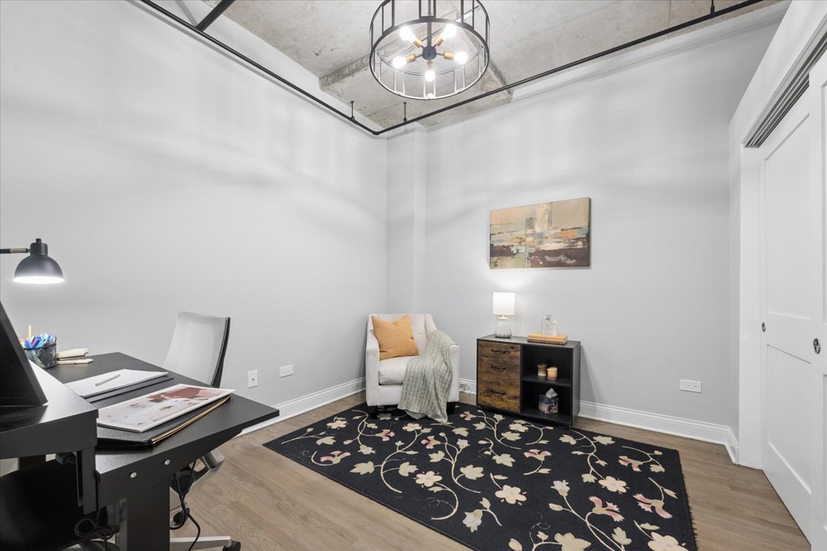 6 South Laflin Street, Unit 510 Chicago, IL 60607 - Photo 17 of 22