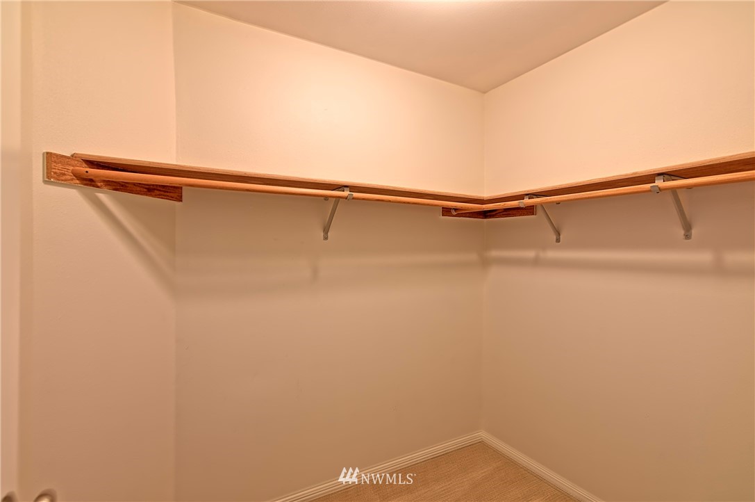8705 236th Street Southwest Edmonds, WA 98026 - Photo 17 of 26 Gallery Image 17