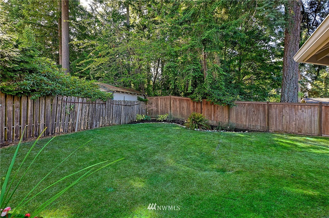 8705 236th Street Southwest Edmonds, WA 98026 - Photo 23 of 26 Gallery Image 23