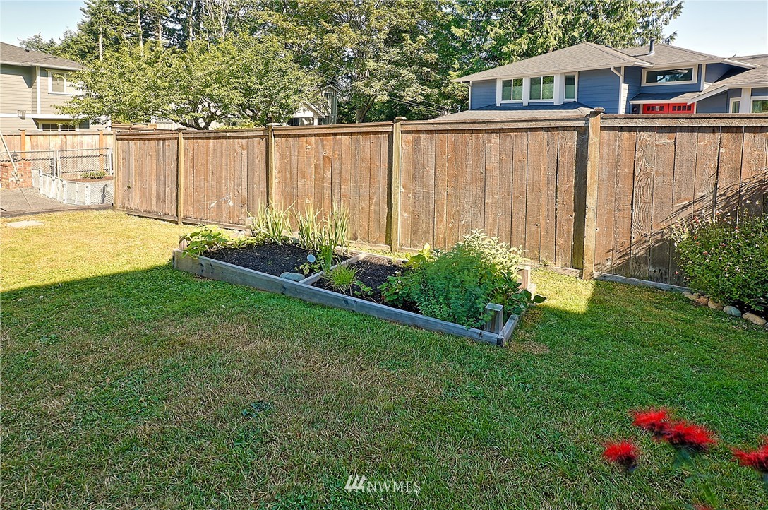 8705 236th Street Southwest Edmonds, WA 98026 - Photo 24 of 26 Gallery Image 24