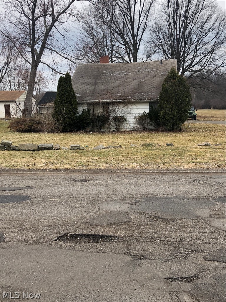 1708 Keefer Road Girard, OH 44420 - Photo 1 of 1 Gallery Image 1