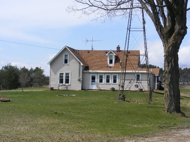 11890 South 39 Road Cadillac, MI 49601 - Photo 2 of 34 1830316-1.JPG