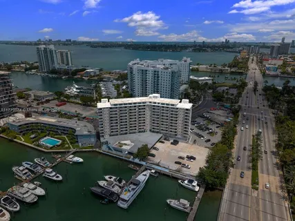 $3,995,000 | 7904 West Drive, Unit PH, North Bay Village, FL 33141
