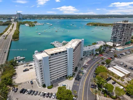 $3,995,000 | 7904 West Drive, Unit PH, North Bay Village, FL 33141