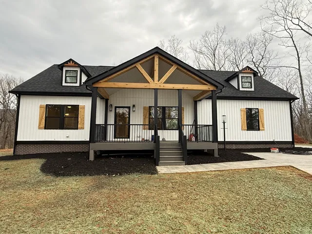 $640,000 | Undisclosed Address, Huddleston, VA 24104