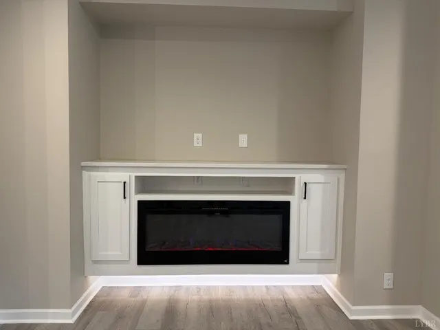 $640,000 | Undisclosed Address, Huddleston, VA 24104