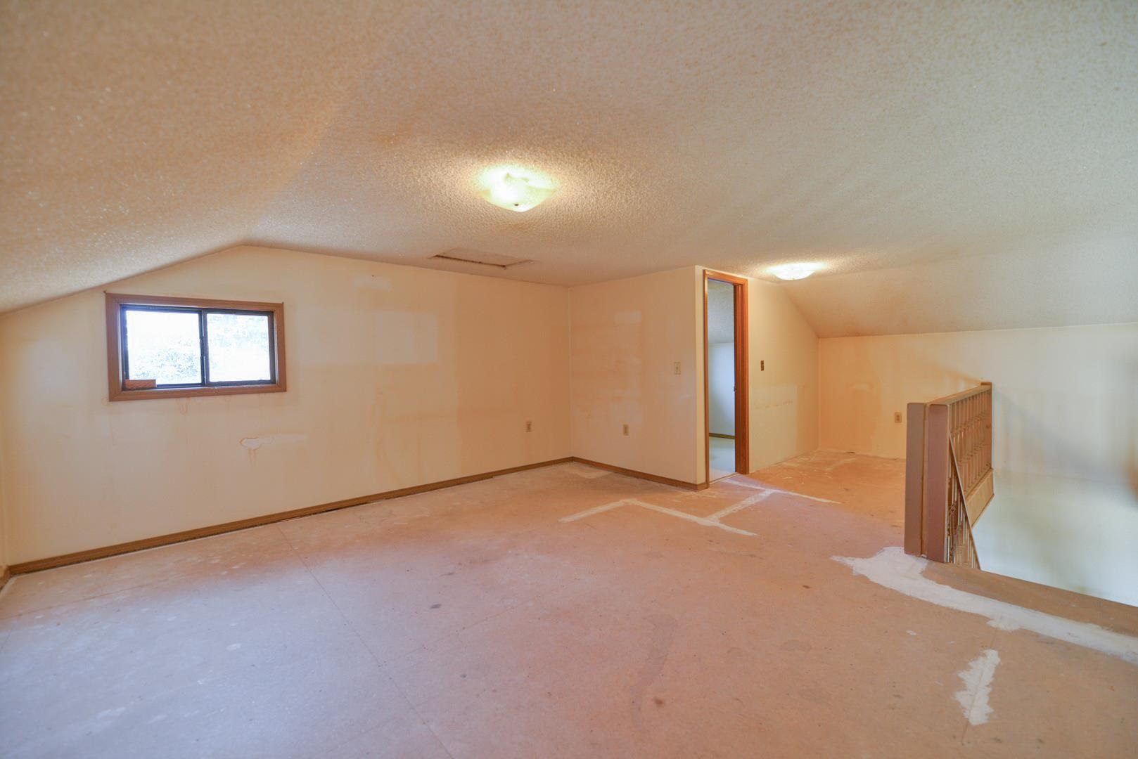 16902 North Hardesty Road Colbert, WA 99005 - Photo 8 of 41