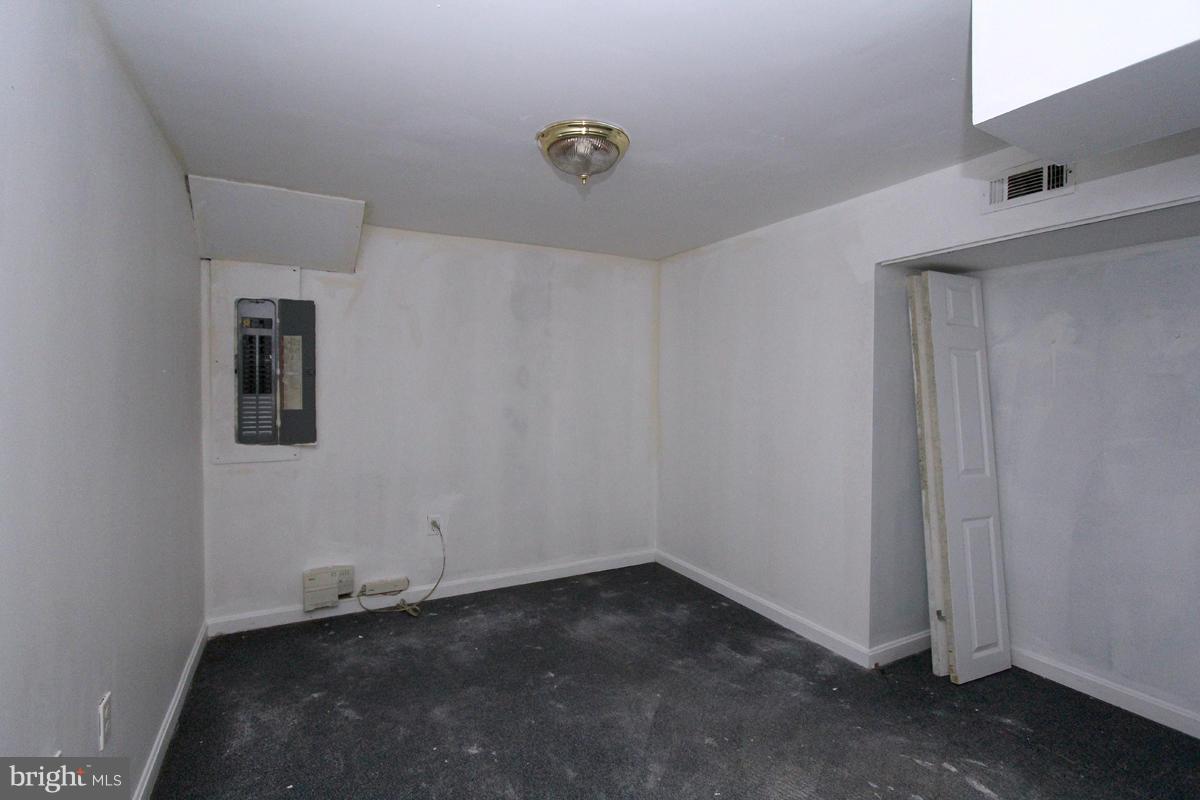 2818 Harris Avenue Silver Spring, MD 20902 - Photo 25 of 30 Interior (General)