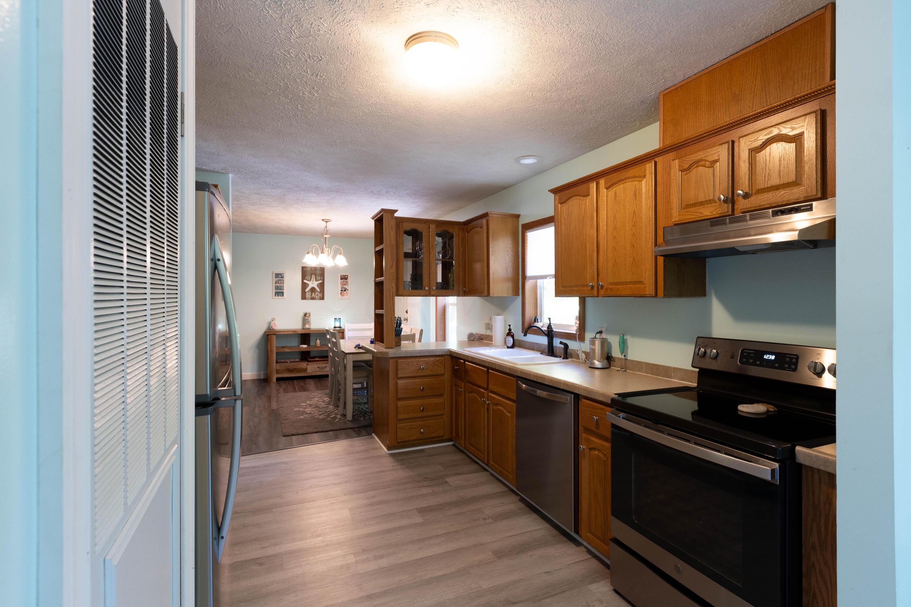 491 Limerick Road Jackson, OH 45640 - Photo 7 of 17 7. Kitchen_