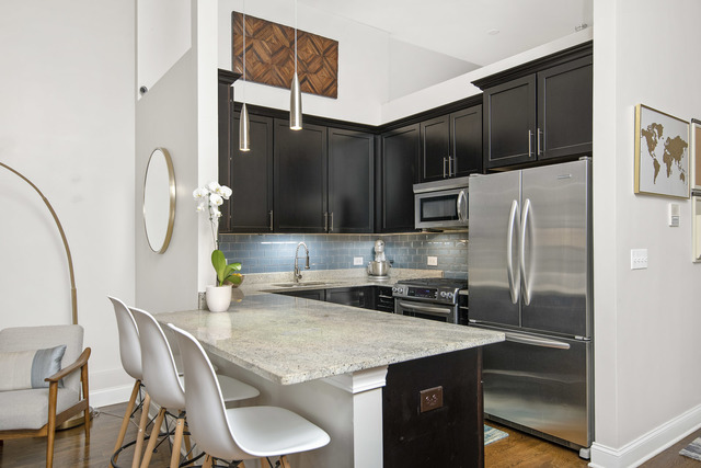 2118 West Rice Street, Unit 1 Chicago, IL 60622 - Photo 5 of 8 Gallery Image 5