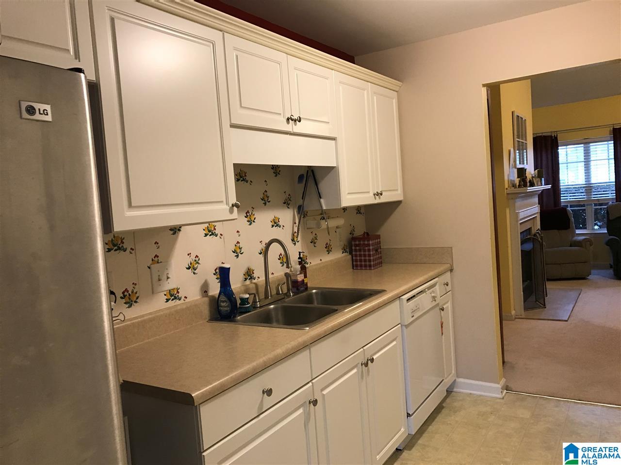 3040 Summit Lane Fultondale, AL 35068 - Photo 6 of 20