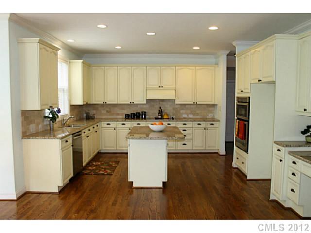 10126 Paradise Ridge Road Charlotte, NC 28277 - Photo 2 of 16 Gallery Image 2