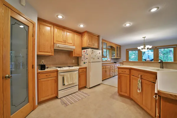 $849,900 | 23319 Maple Shores Road, Deerwood, MN 56444