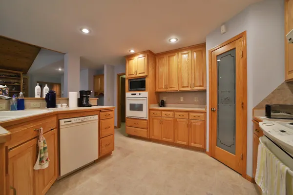 $849,900 | 23319 Maple Shores Road, Deerwood, MN 56444