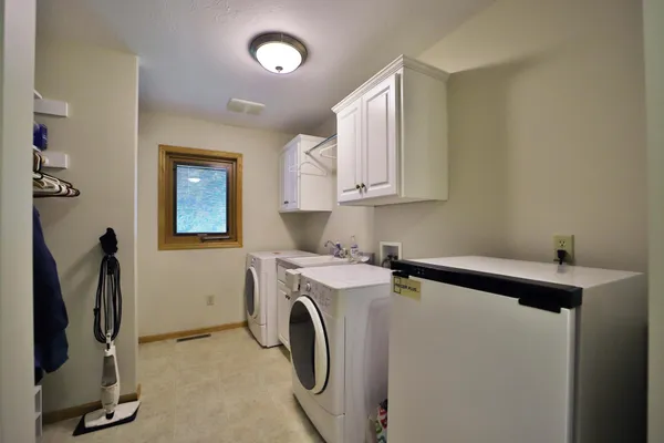 $849,900 | 23319 Maple Shores Road, Deerwood, MN 56444