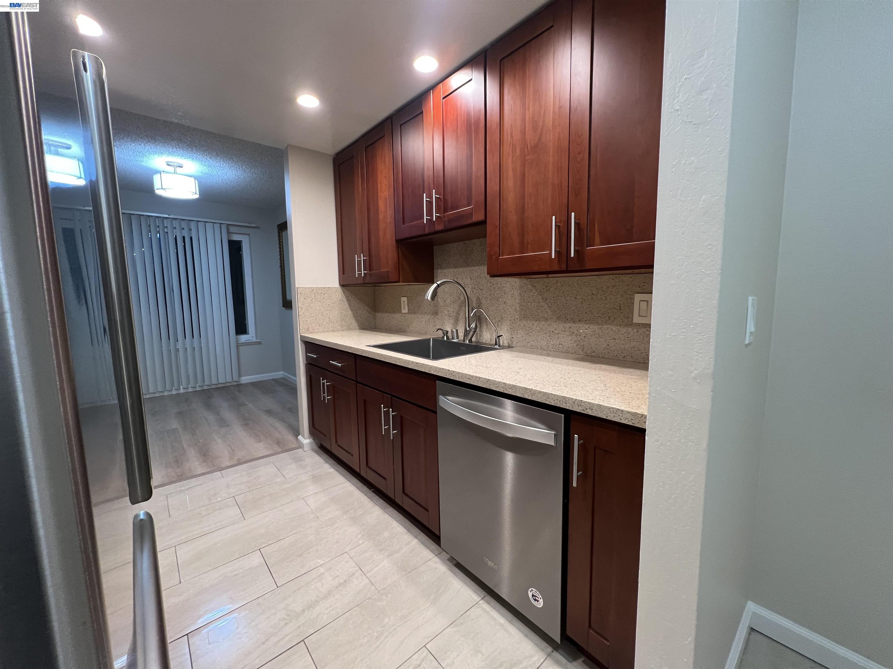 4176 San Pablo Dam Road, Unit B El Sobrante, CA 94803 - Photo 2 of 19