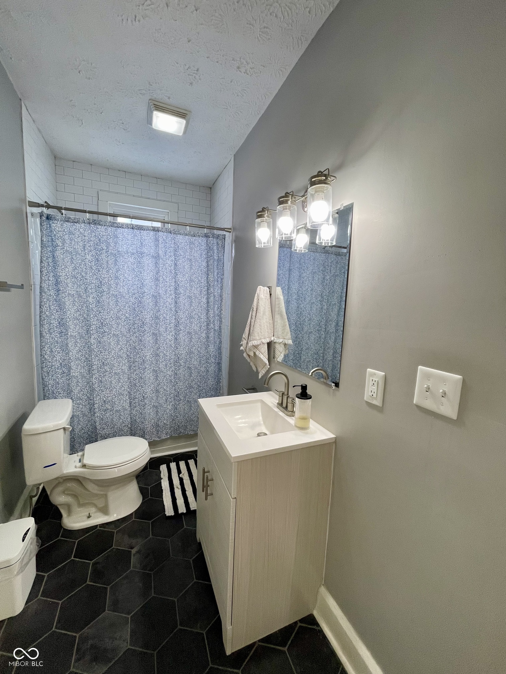 423 Berkley Road Indianapolis, IN 46208 - Photo 18 of 22