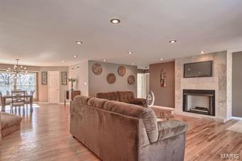 12574 Fee Fee Road St. Louis, MO 63146 - Photo 20 of 43 Gallery Image 20