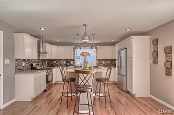 12574 Fee Fee Road St. Louis, MO 63146 - Photo 8 of 43 Gallery Image 8