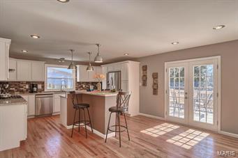 12574 Fee Fee Road St. Louis, MO 63146 - Photo 9 of 43 Gallery Image 9