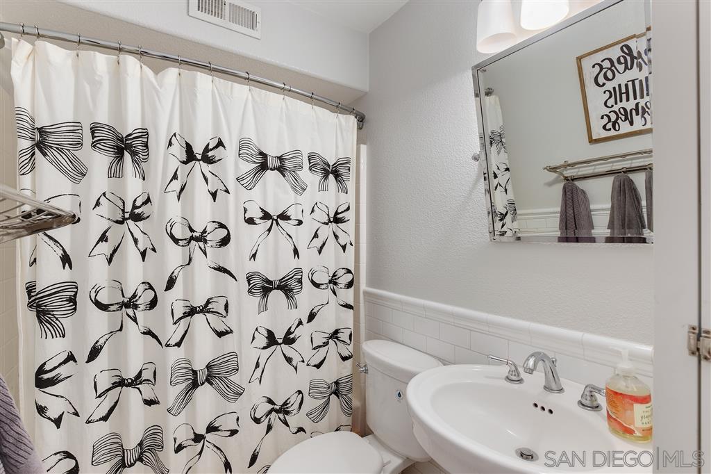 1674 Avery Road San Marcos, CA 92078 - Photo 14 of 19 Gallery Image 14