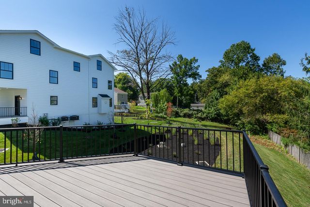 $1,200,000 | 984 Henry Avenue, Wayne, PA 19087