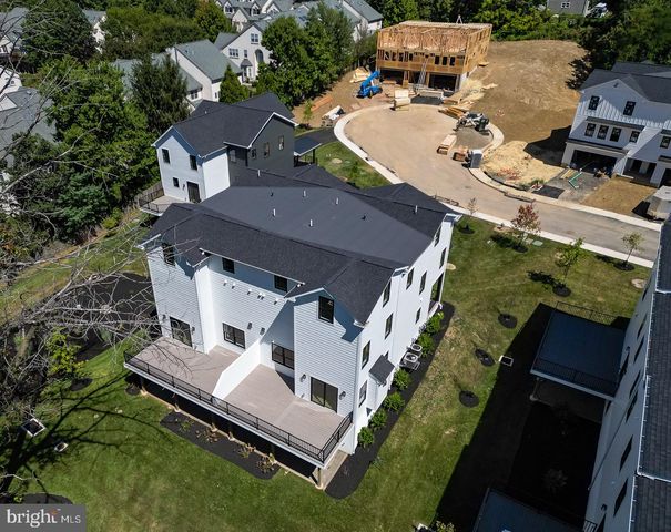 $1,200,000 | 984 Henry Avenue, Wayne, PA 19087
