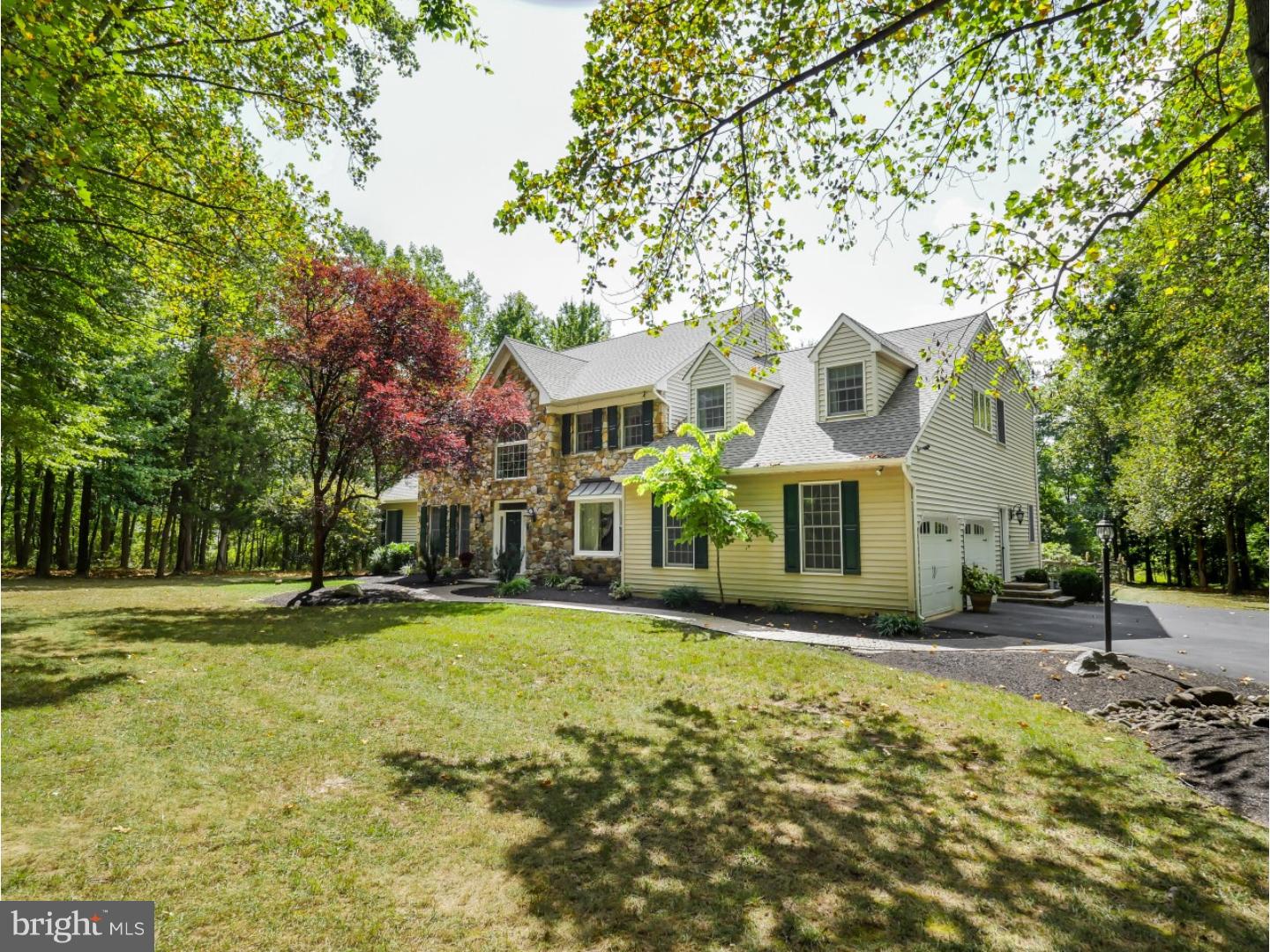 180 Twining Bridge Road Newtown, PA 18940 - Photo 1 of 25 Exterior Front