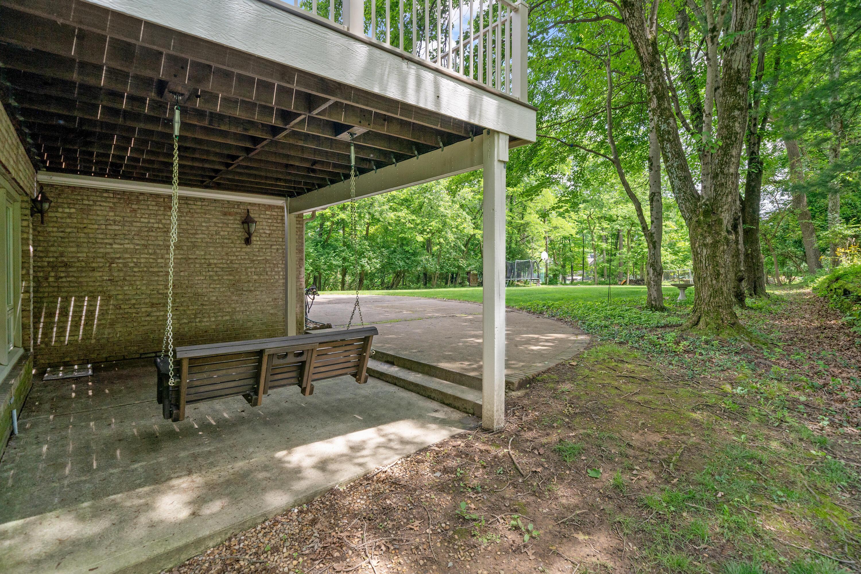 546 Indian Mound Road Columbus, OH 43213 - Photo 9 of 97