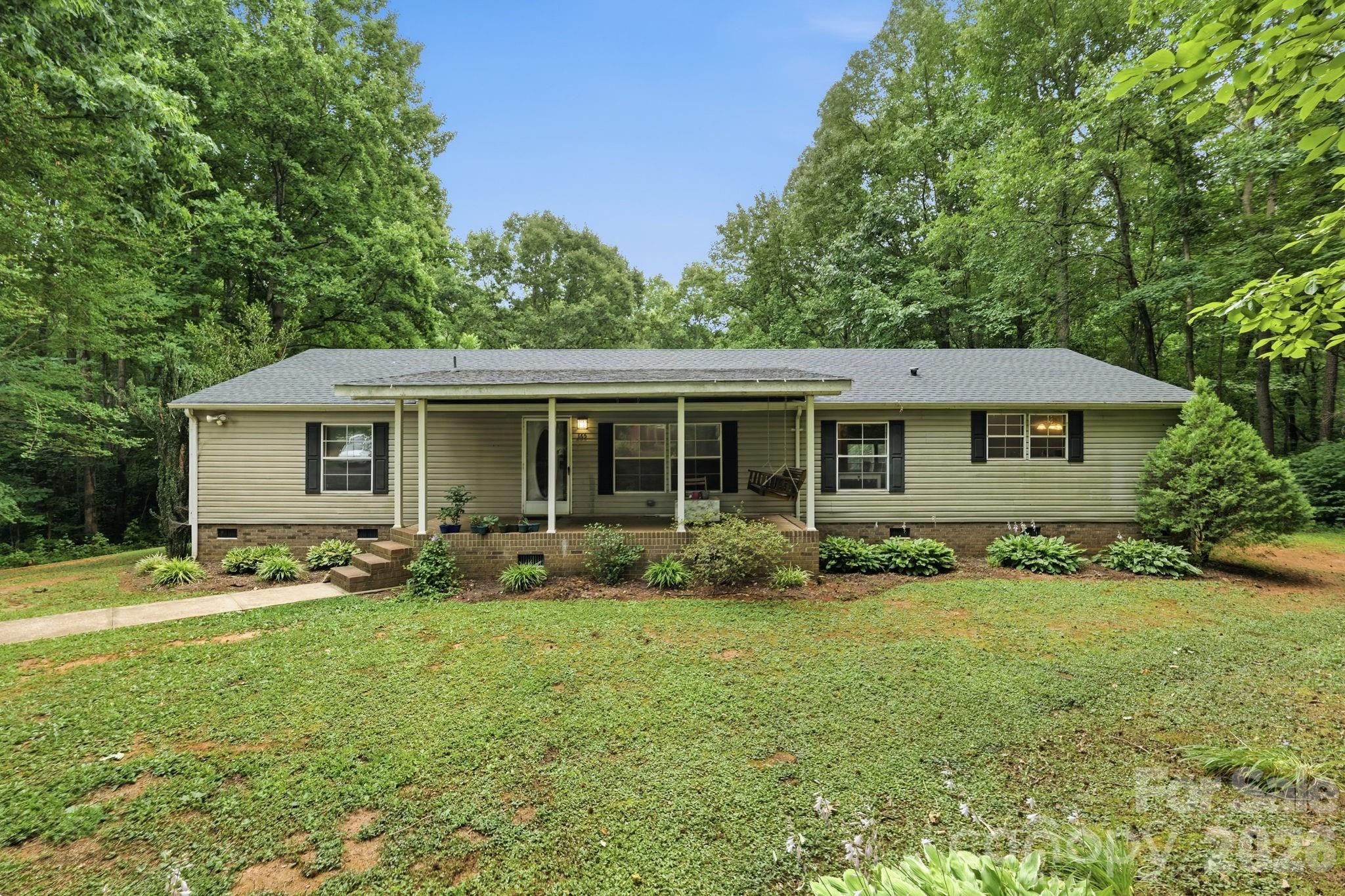 365 Sunflower Road Statesville, NC 28625 - Photo 2 of 30