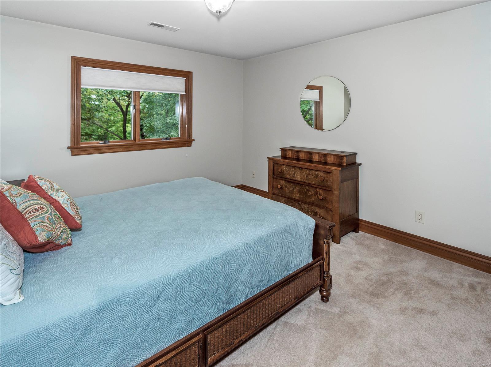 5501 Old Poag Road Edwardsville, IL 62025 - Photo 23 of 80