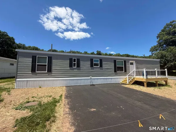 $129,900 | 325 Kelly Road, Vernon, CT 06066