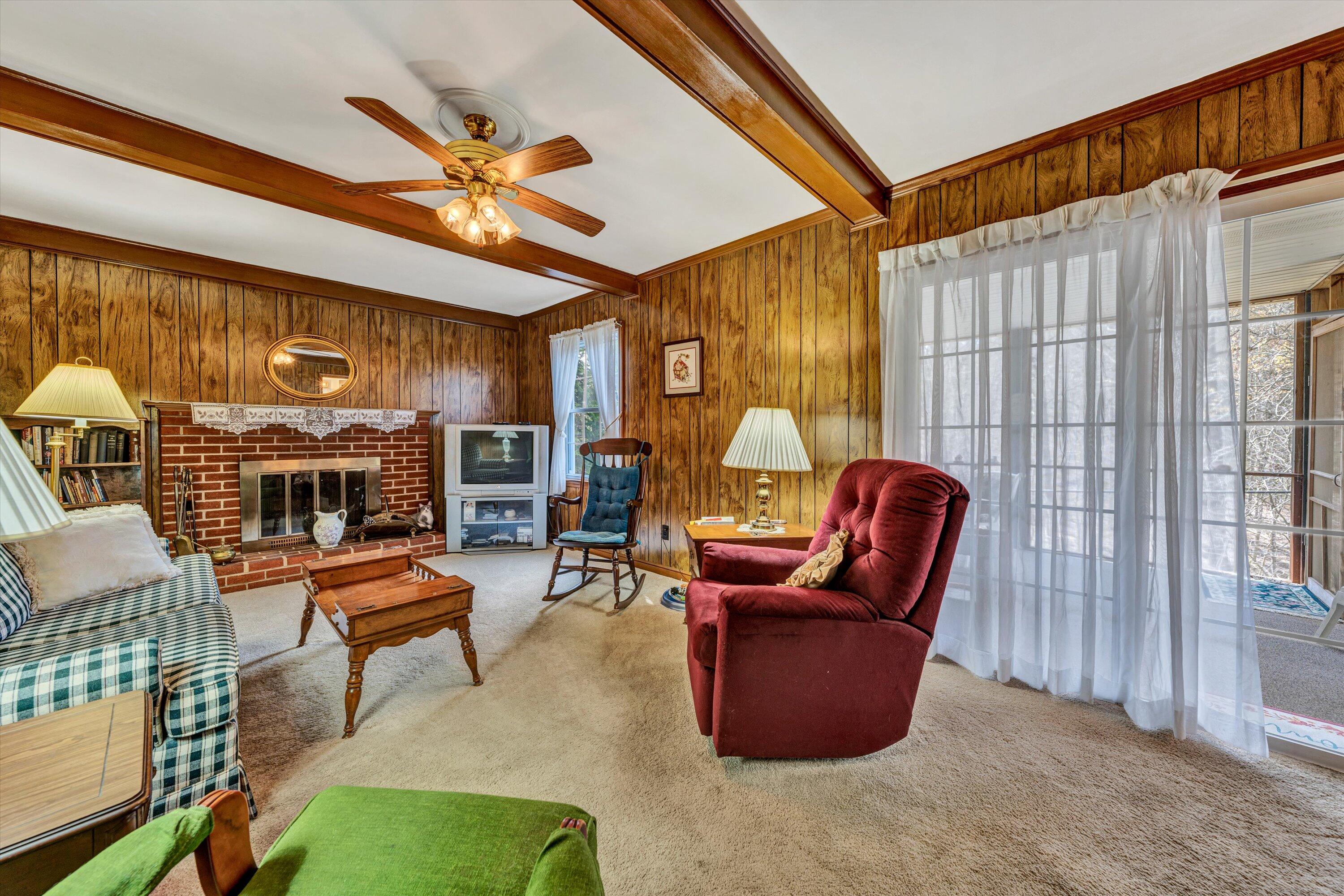 3252 Longhorn Road Roanoke, VA 24018 - Photo 11 of 36 11-032820240091
