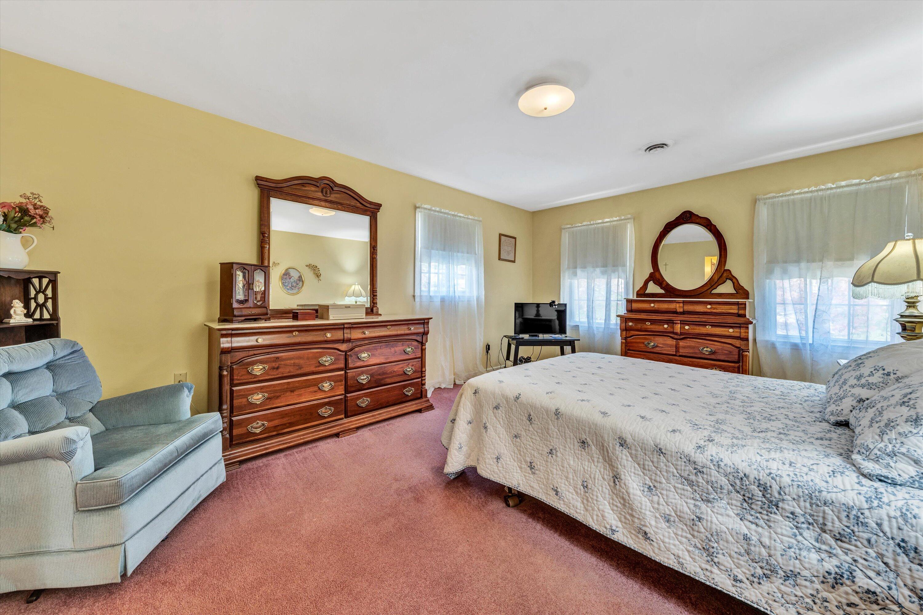 3252 Longhorn Road Roanoke, VA 24018 - Photo 20 of 36 20-032820240100