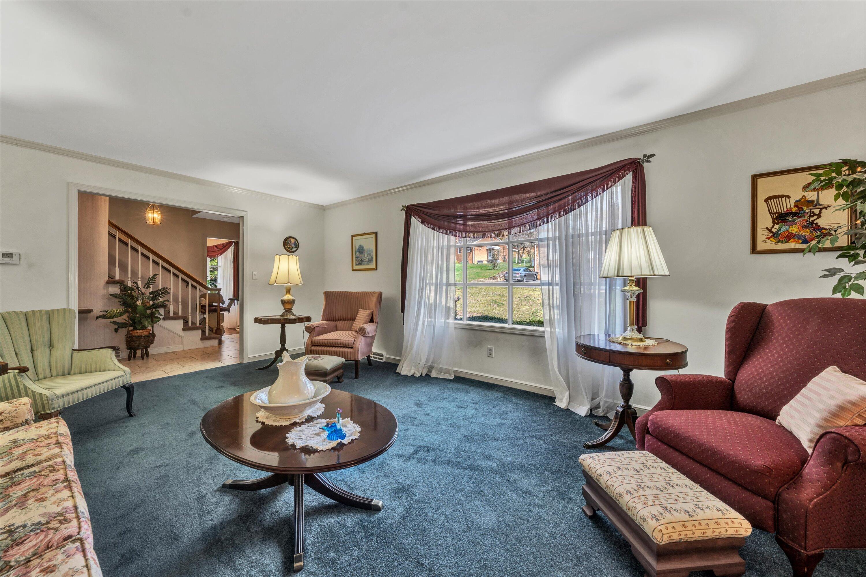 3252 Longhorn Road Roanoke, VA 24018 - Photo 6 of 36 06-032820240084