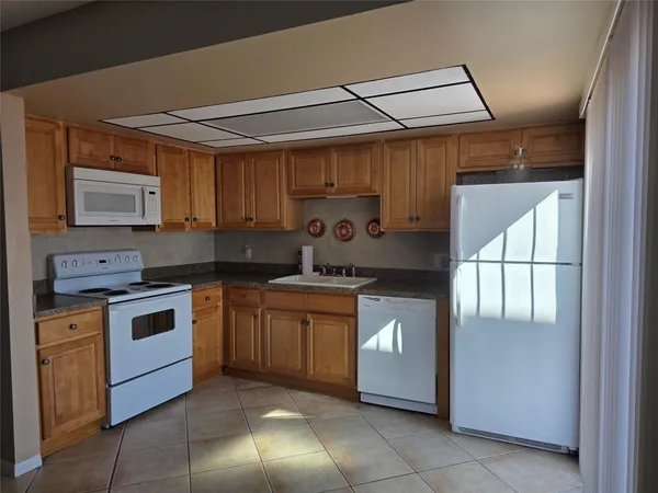 $1,650 | 5282 Southeast 43rd Trace, Okeechobee, FL 34974