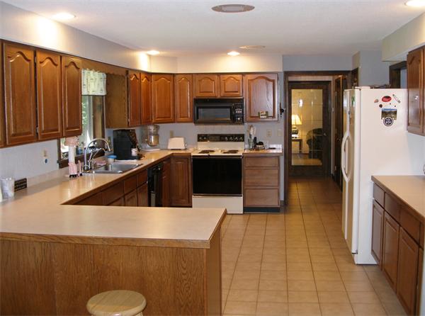 76 Wyben Road Westfield, MA 01085 - Photo 6 of 9