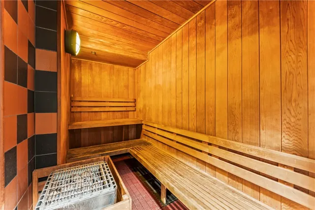 $670,000 | 1801 East Katella Avenue, Unit 2063, Anaheim, CA 92805