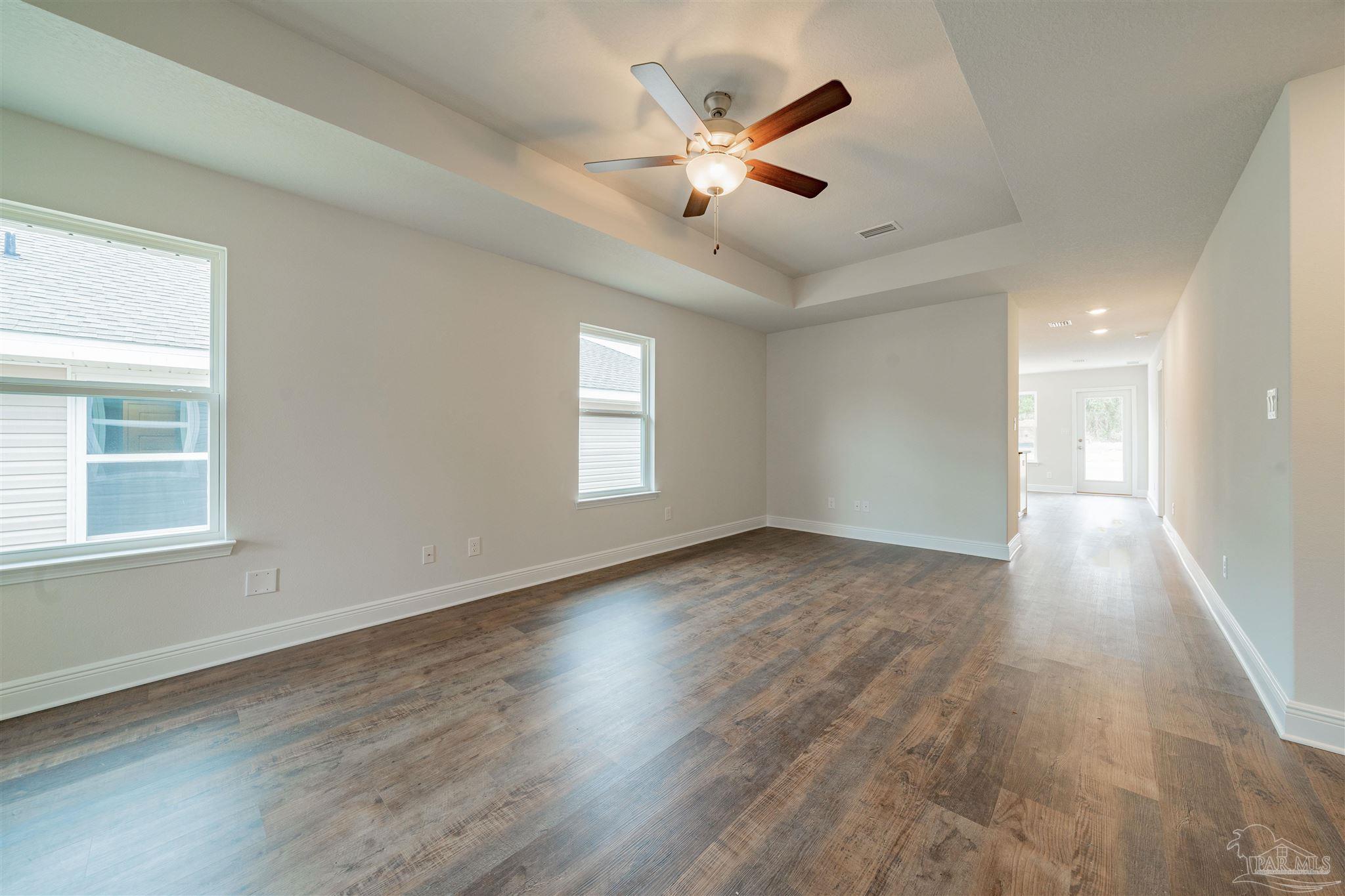 4972 Muldoon Pointe Road, Unit 8A Pensacola, FL 32526 - Photo 3 of 19 Gallery Image 3